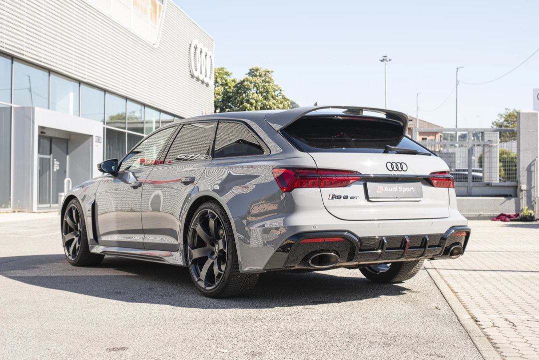 2025 Audi C8 RS6 - Image 21 of 31