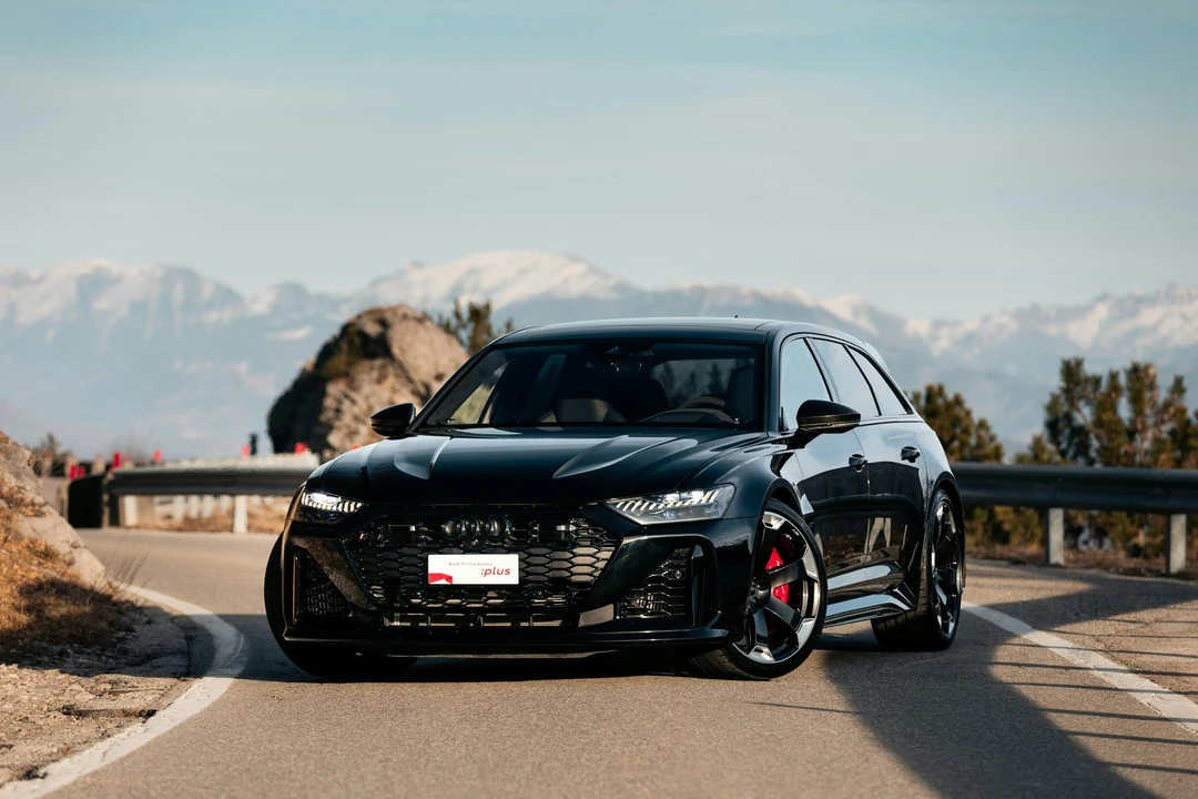 2025 Audi C8 RS6 - Image 12 of 21