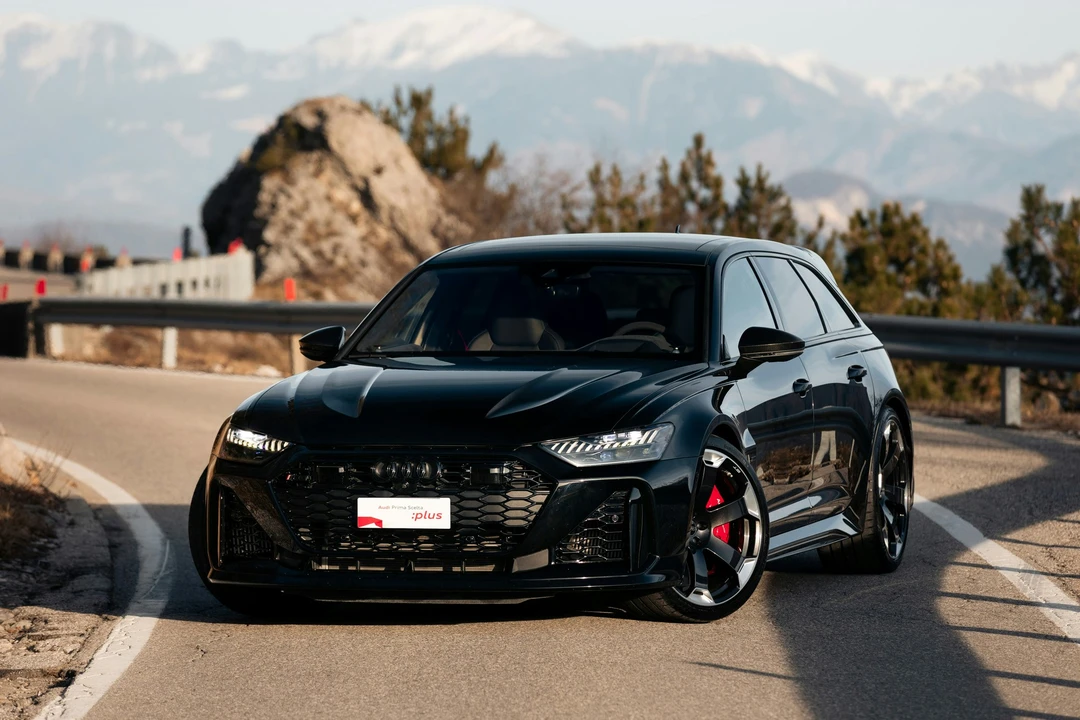 2025 Audi C8 RS6 - Image 17 of 21