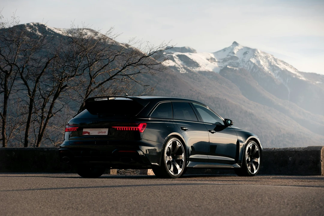 2025 Audi C8 RS6 - Image 20 of 21
