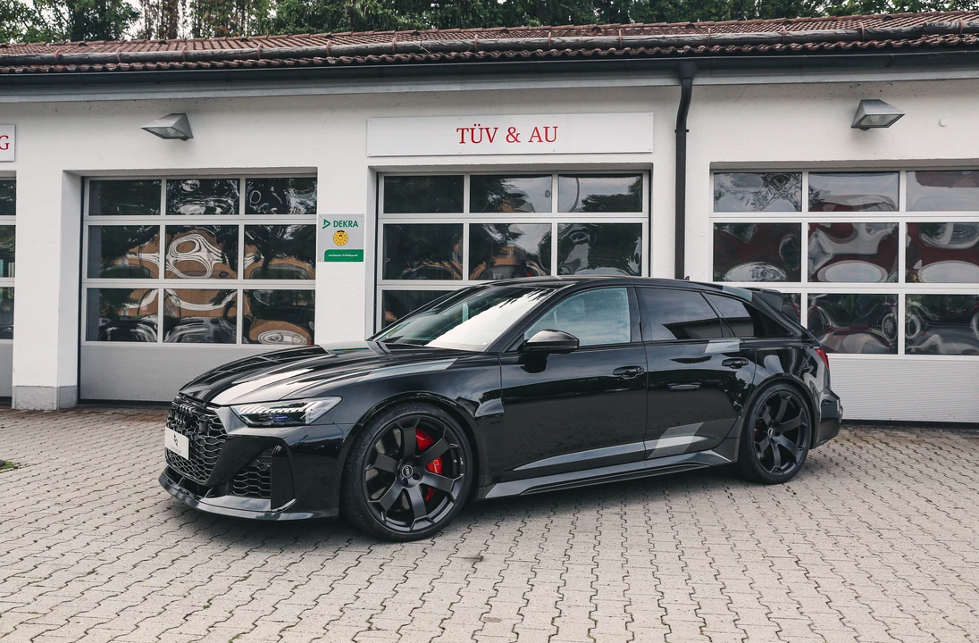 2025 Audi C8 RS6 - Image 15 of 31
