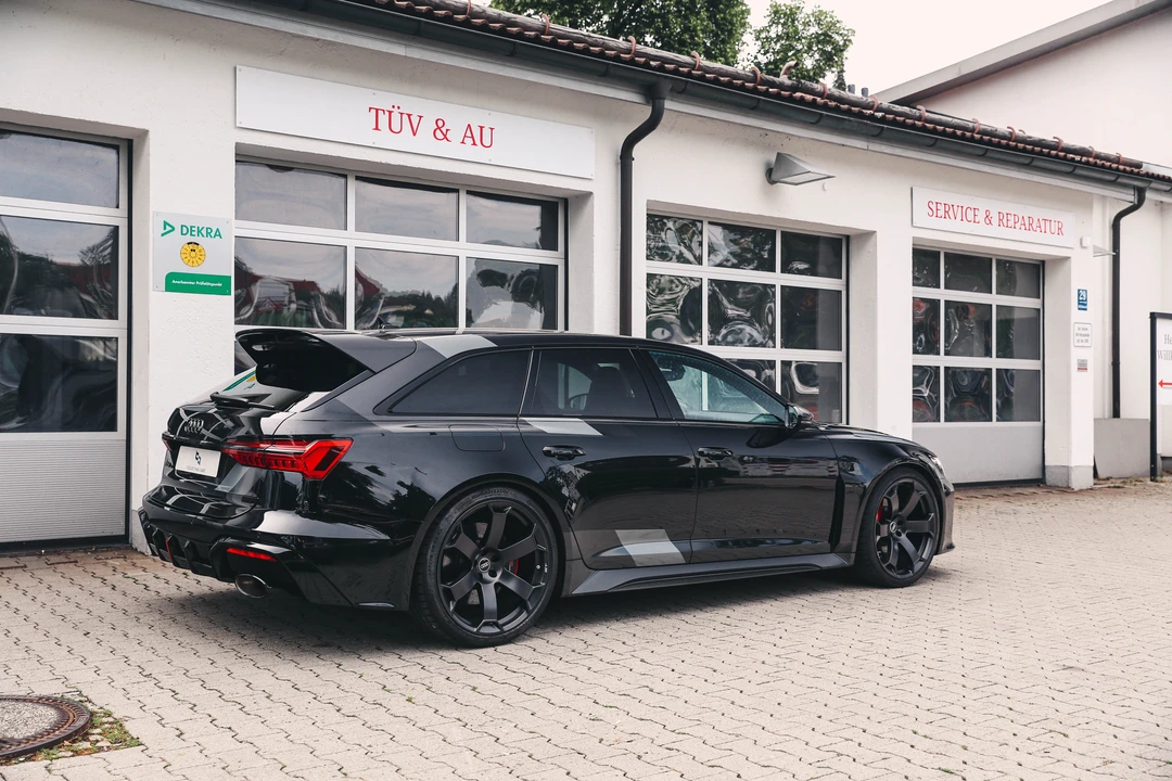 2025 Audi C8 RS6 - Image 9 of 31