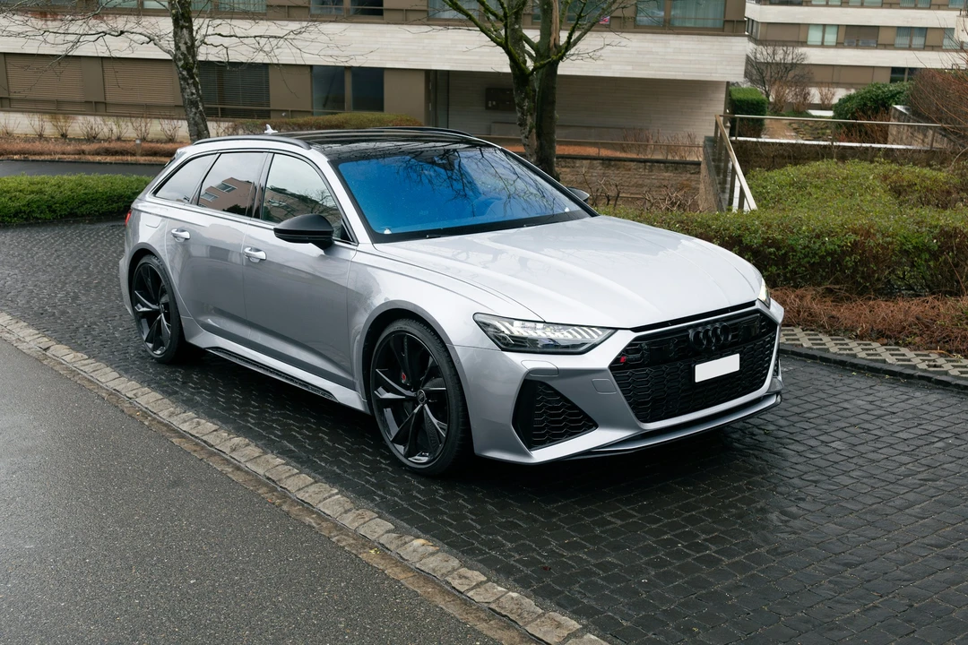 2025 Audi C8 RS6 - Image 18 of 21