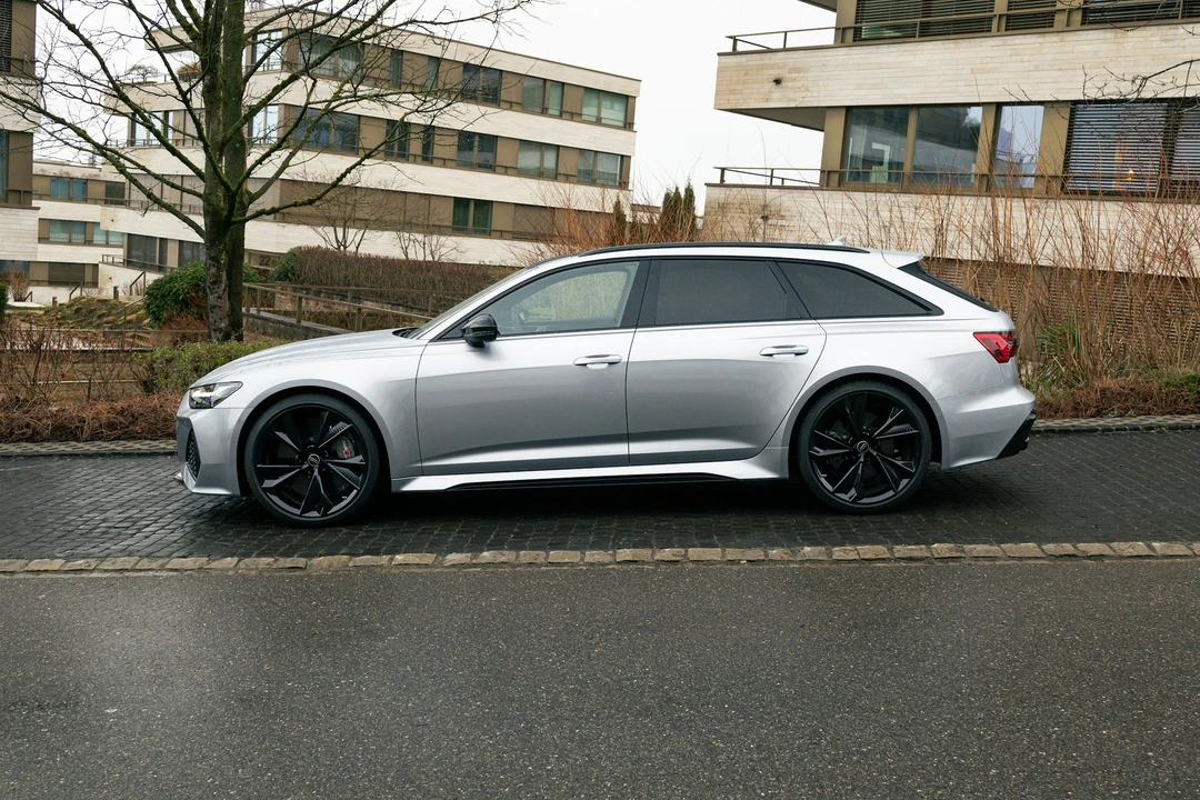 2025 Audi C8 RS6 - Image 16 of 21