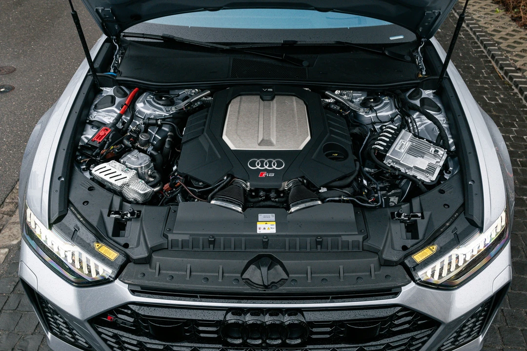 2025 Audi C8 RS6 - Image 6 of 21