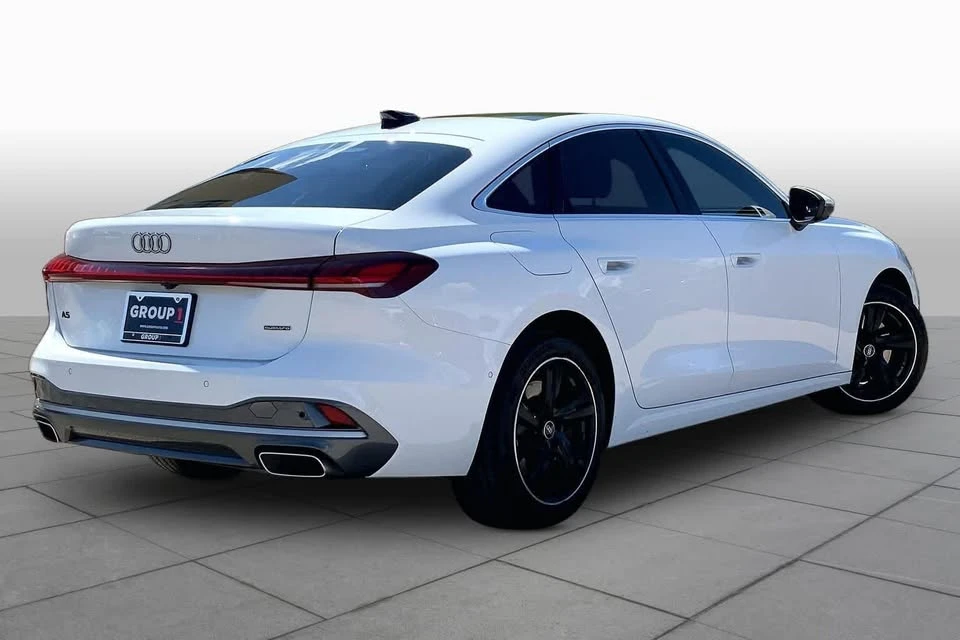 2025 Audi B10 A5 - Image 13 of 20