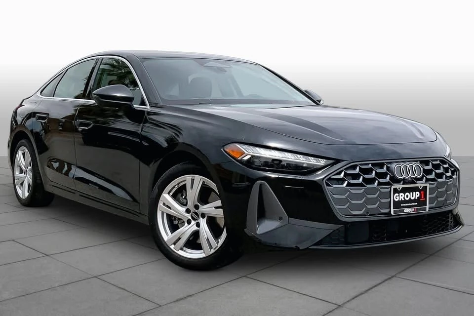 2025 Audi B10 A5 - Image 3 of 20