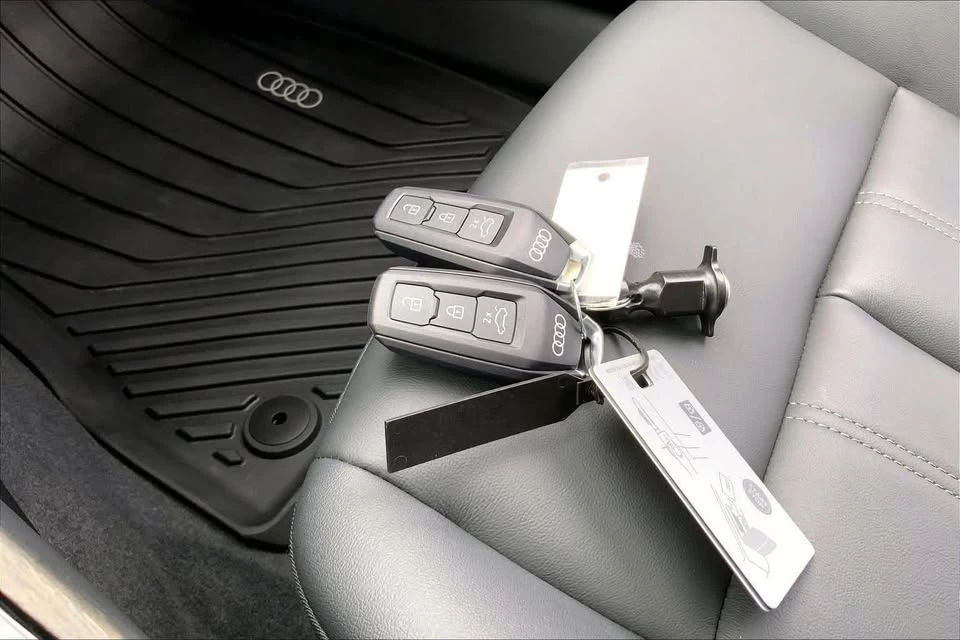 2025 Audi B10 A5 - Image 15 of 20