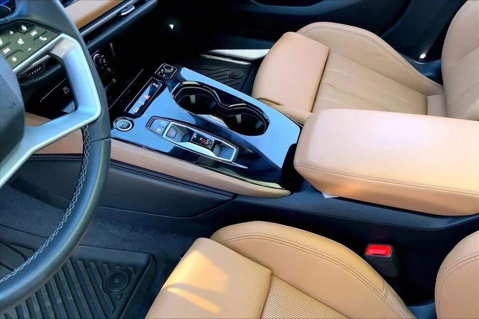 2025 Audi B10 A5 - Image 14 of 20