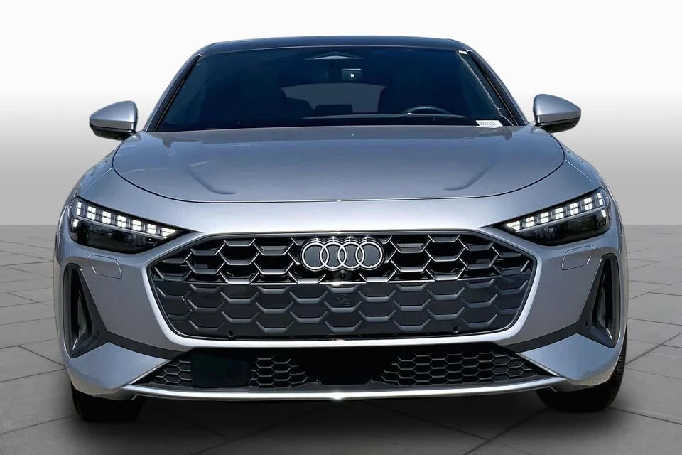 2025 Audi B10 A5 - Image 4 of 20