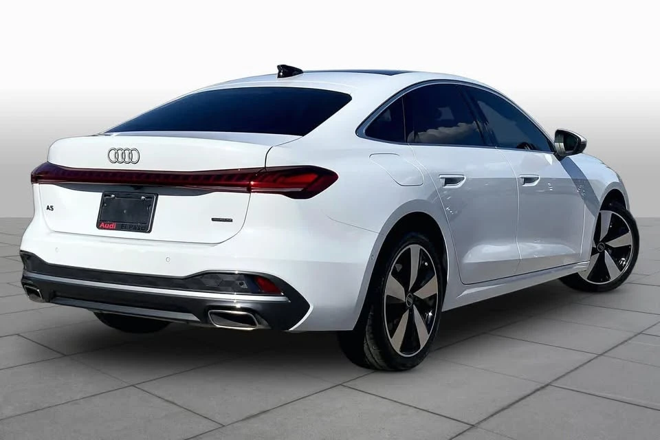 2025 Audi B10 A5 - Image 13 of 20