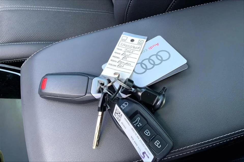 2025 Audi B10 A5 - Image 15 of 20