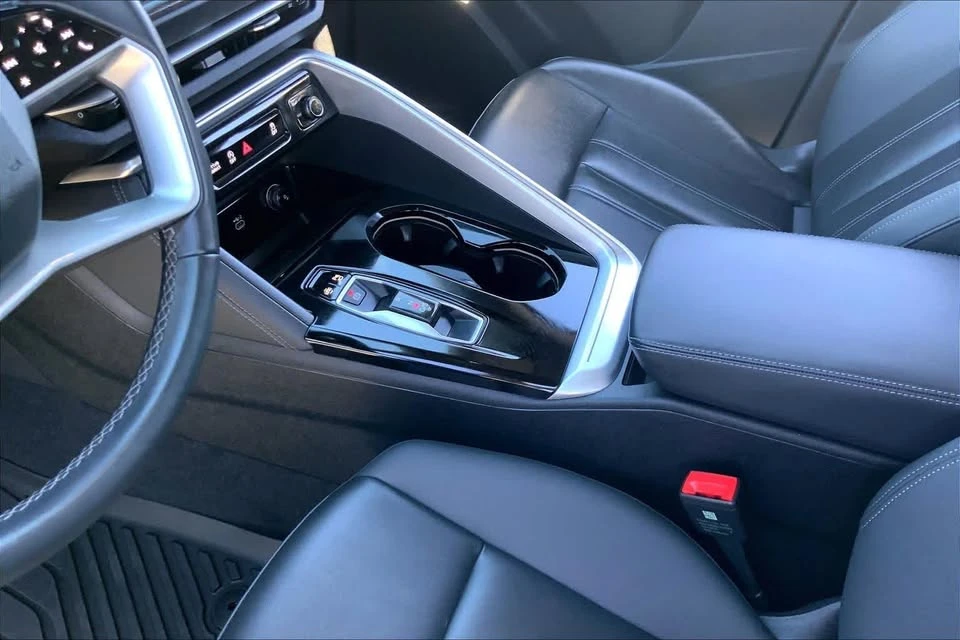 2025 Audi FY Q5 - Image 16 of 20
