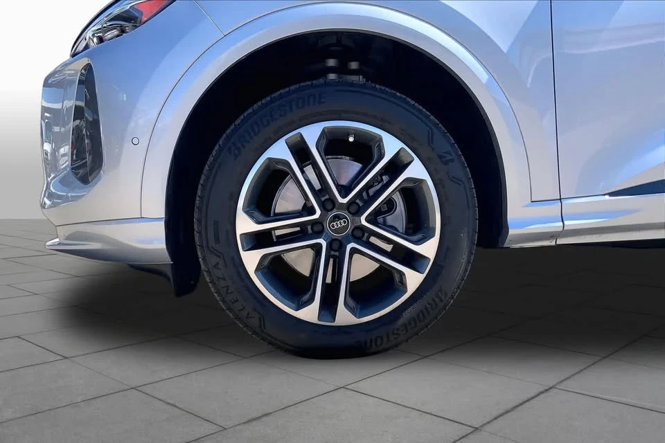 2025 Audi FY Q5 - Image 11 of 20