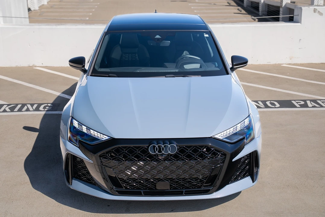2025 Audi - Image 17 of 21