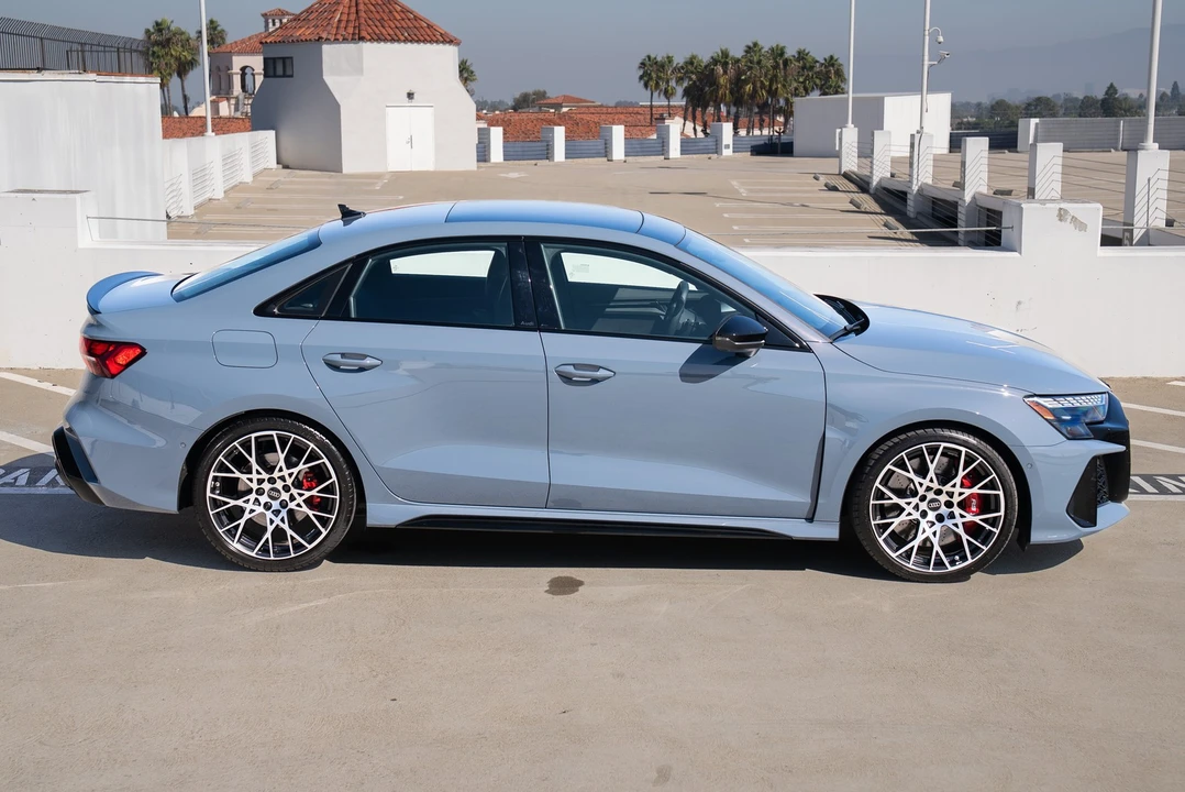 2025 Audi - Image 11 of 21