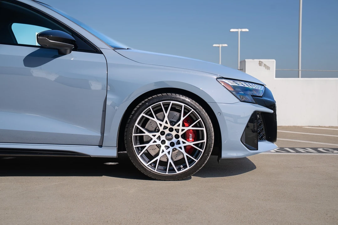 2025 Audi - Image 13 of 21