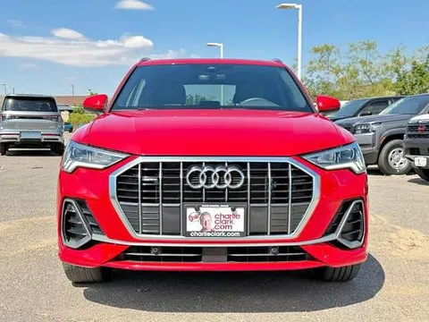 2025 Audi Q3 45 TFSI S line Premium