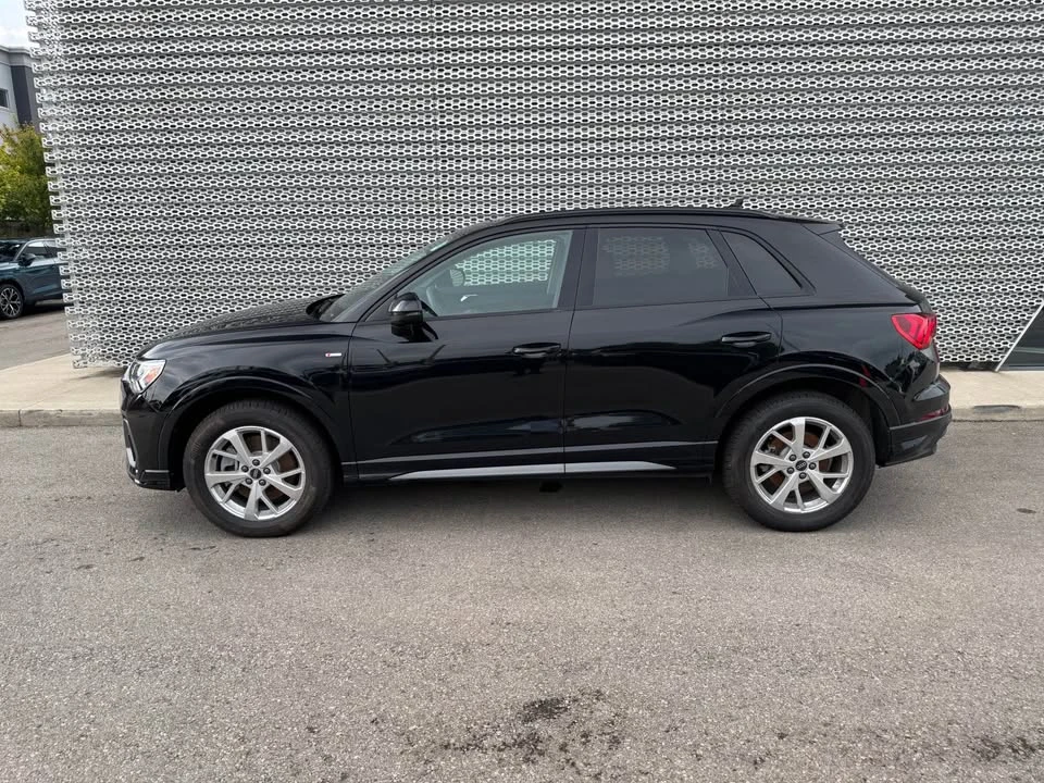 2025 Audi F3 Q3 - Image 2 of 13