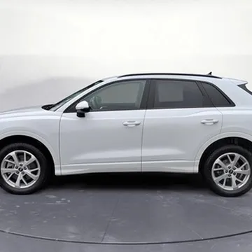 2025 Audi Q3 Komfort
