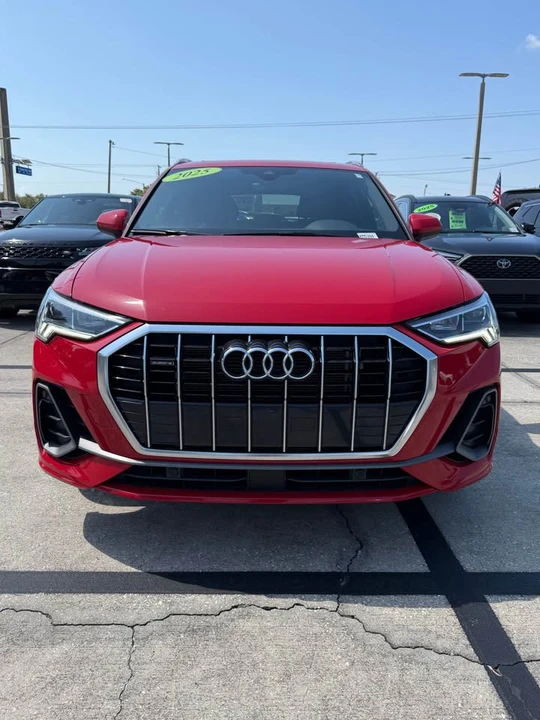 2025 Audi F3 Q3 - Image 2 of 19