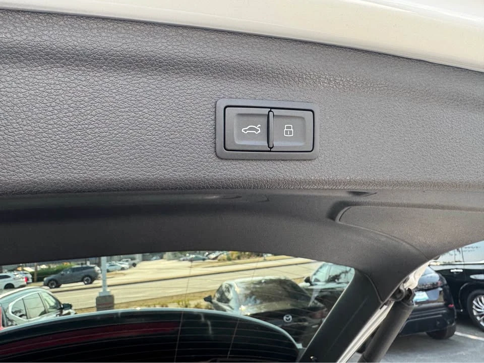 2025 Audi F3 Q3 - Image 3 of 10