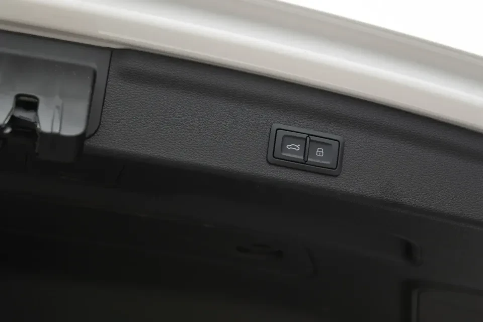 2025 Audi F3 Q3 - Image 4 of 16