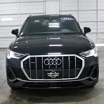 2025 Audi Q3 Premium