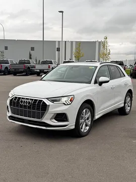 2025 Audi Q3