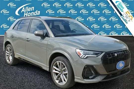 2025 Audi Q3 S line Premium