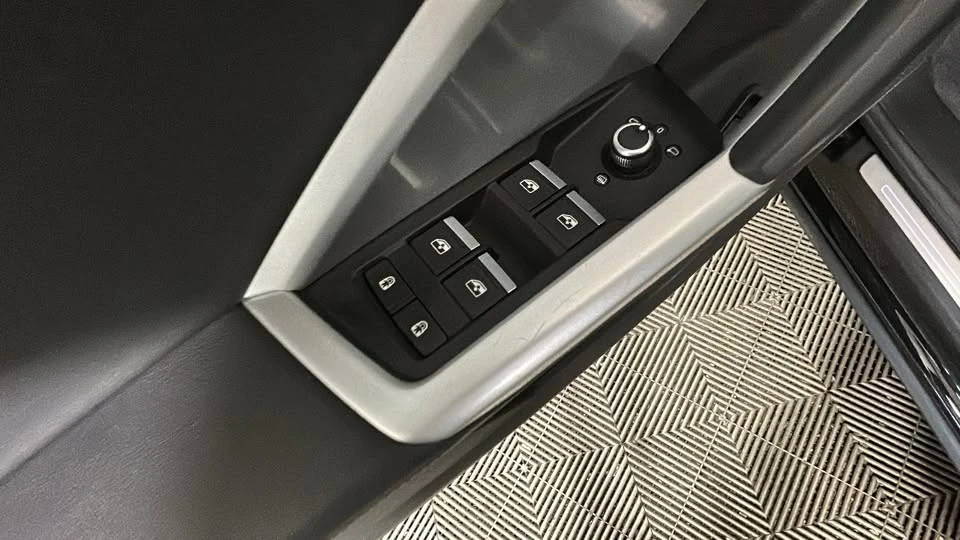 2025 Audi F3 Q3 - Image 10 of 20