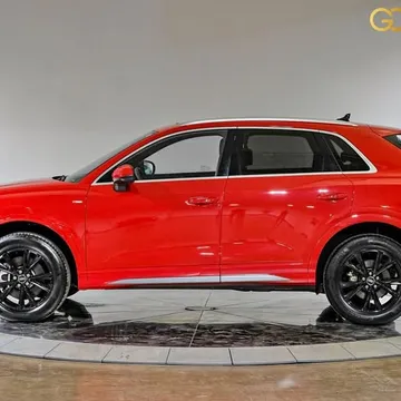 2025 Audi Q3 Premium