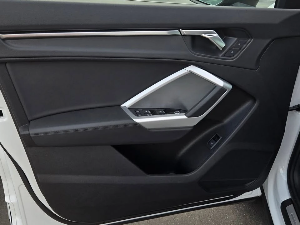 2025 Audi F3 Q3 - Image 9 of 20