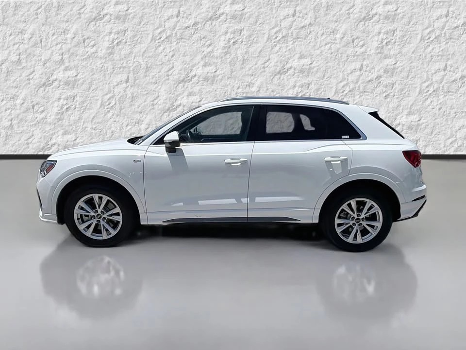 2025 Audi F3 Q3 - Image 2 of 20
