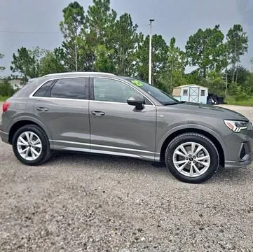 2025 Audi Q3 Premium