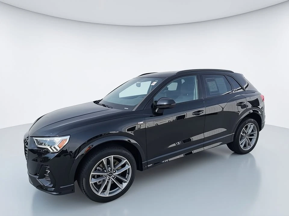 2025 Audi F3 Q3 - Image 2 of 18
