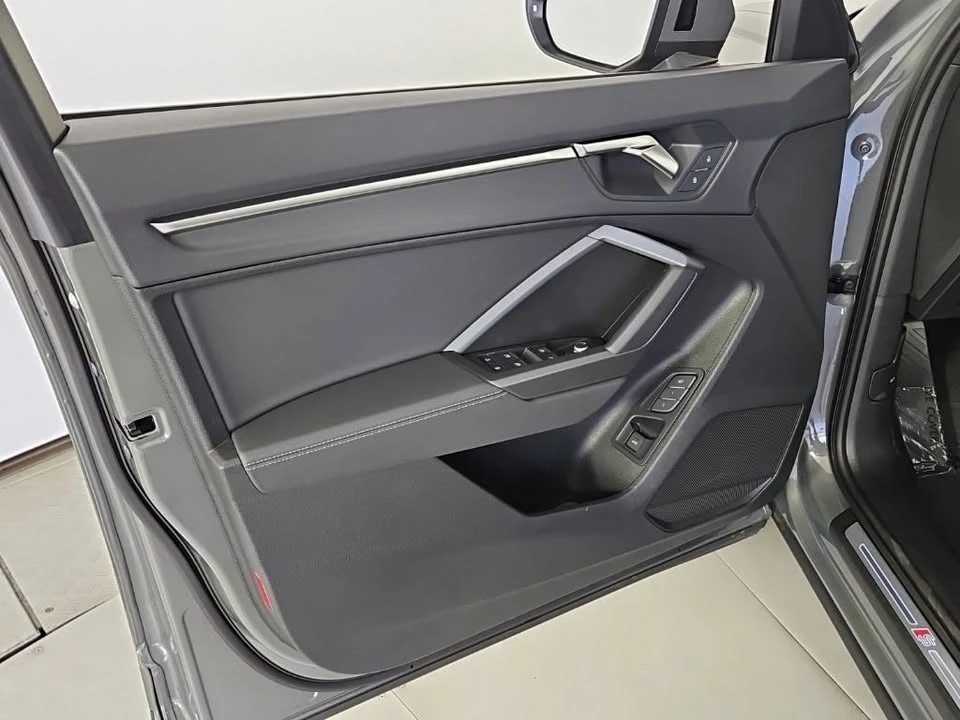 2025 Audi F3 Q3 - Image 10 of 19