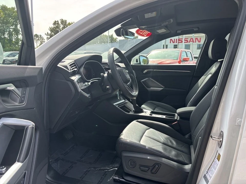 2025 Audi F3 Q3 - Image 2 of 12