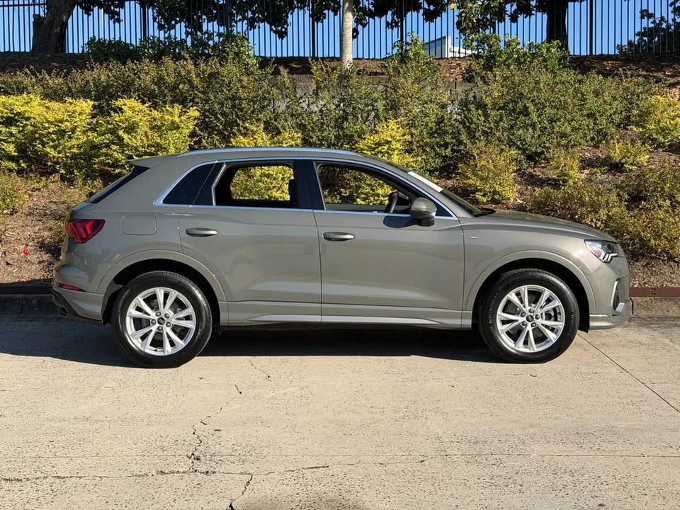 2025 Audi F3 Q3 - Image 3 of 21
