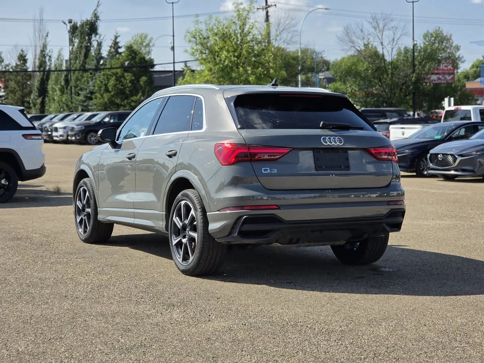 2025 Audi F3 Q3 - Image 3 of 9