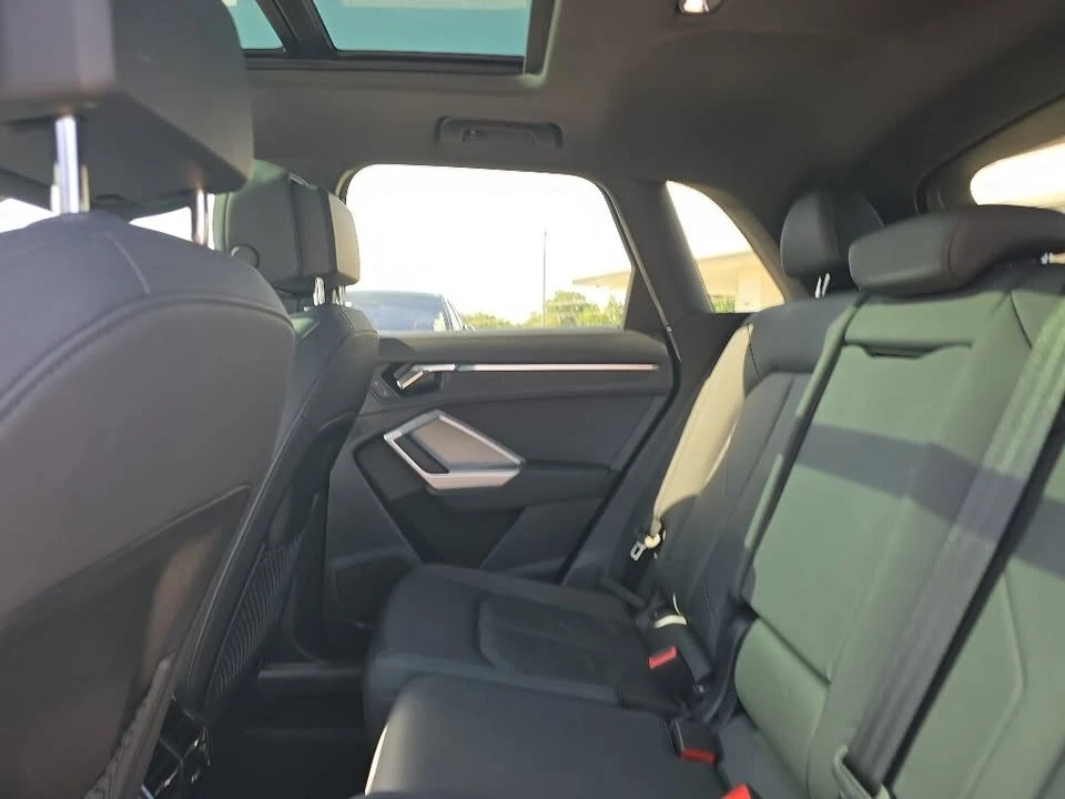 2025 Audi F3 Q3 - Image 2 of 9