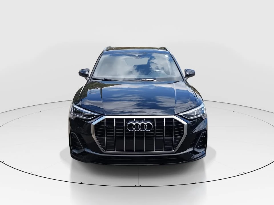 2025 Audi F3 Q3 - Image 2 of 12