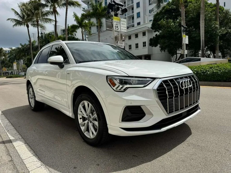 2025 Audi F3 Q3 - Image 2 of 12