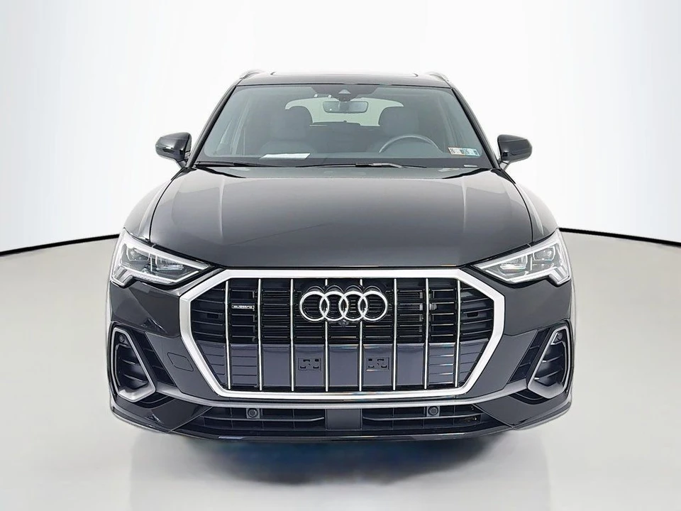 2025 Audi F3 Q3 - Image 2 of 12