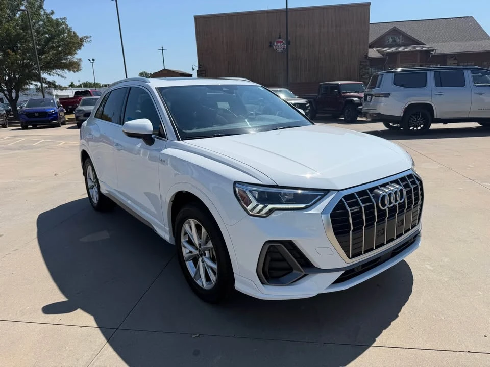 2025 Audi F3 Q3 - Image 2 of 12