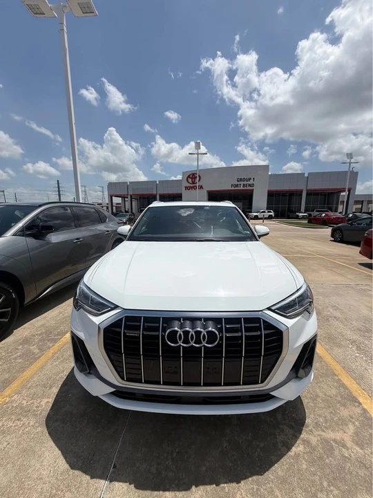 2025 Audi F3 Q3 - Image 2 of 7