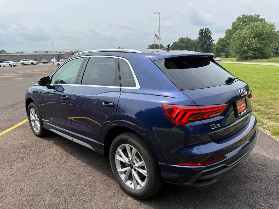 2025 Audi F3 Q3 - Image 4 of 17