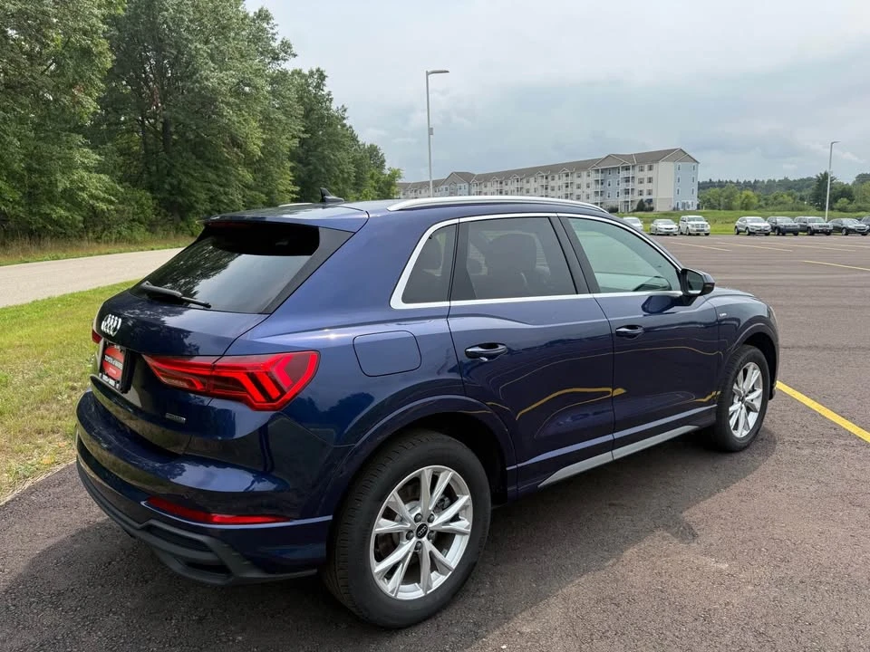 2025 Audi F3 Q3 - Image 3 of 17