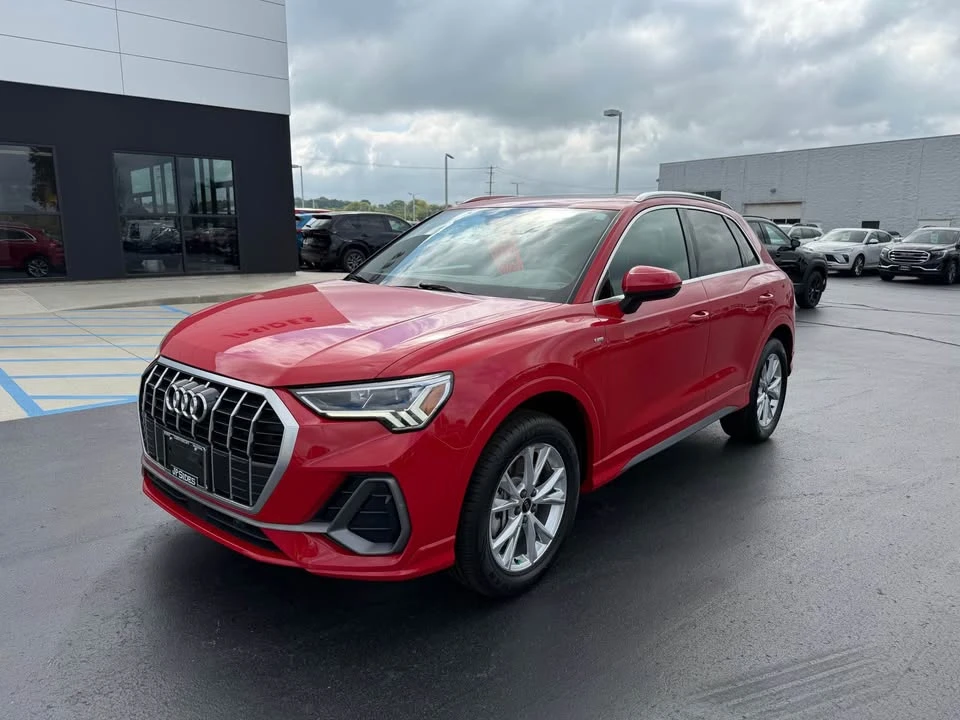 2025 Audi F3 Q3 - Image 2 of 16