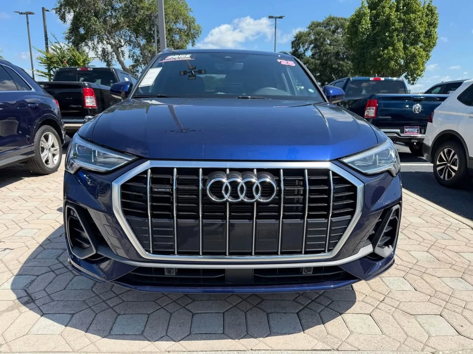 2025 Audi F3 Q3 - Image 2 of 15
